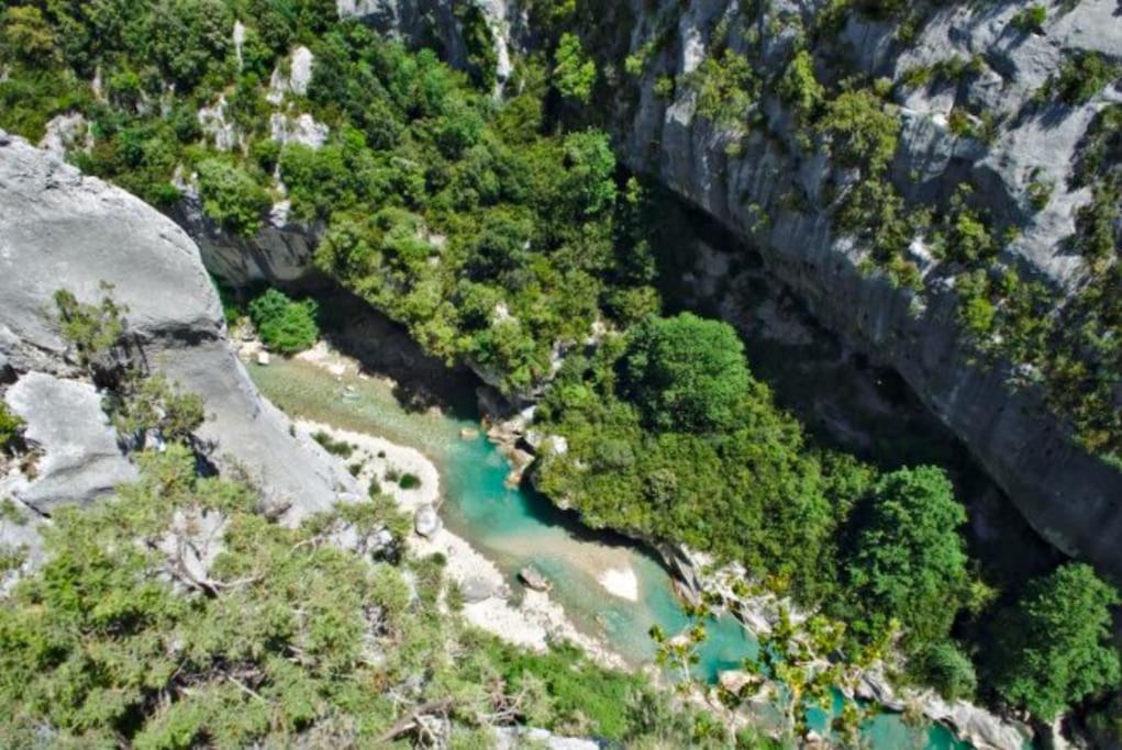 Appart T3 au coeur de Gréoux-les-Bains Exterior foto
